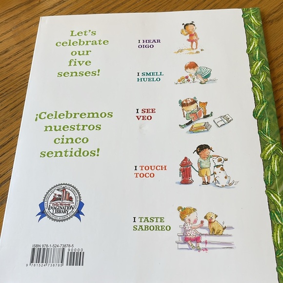 I Hear a Pickle: and Smell, See, Touch, & Taste It, Too! by Rachel Isadora NEW - Picture 2 of 2